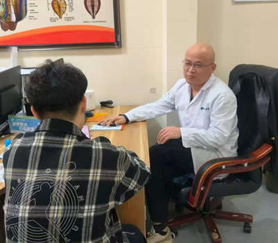 高雄市|男科医师高朋磊：守护男性健康，专业男科诊疗